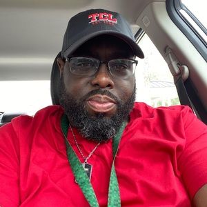 Meet your Posher, Eric